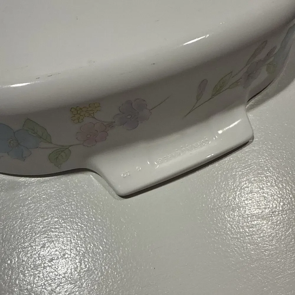 Vtg Corning Ware Pastel Bouquet 2.5 Liter Casserole, A-10-B w/Pyrex Lid A-12-C